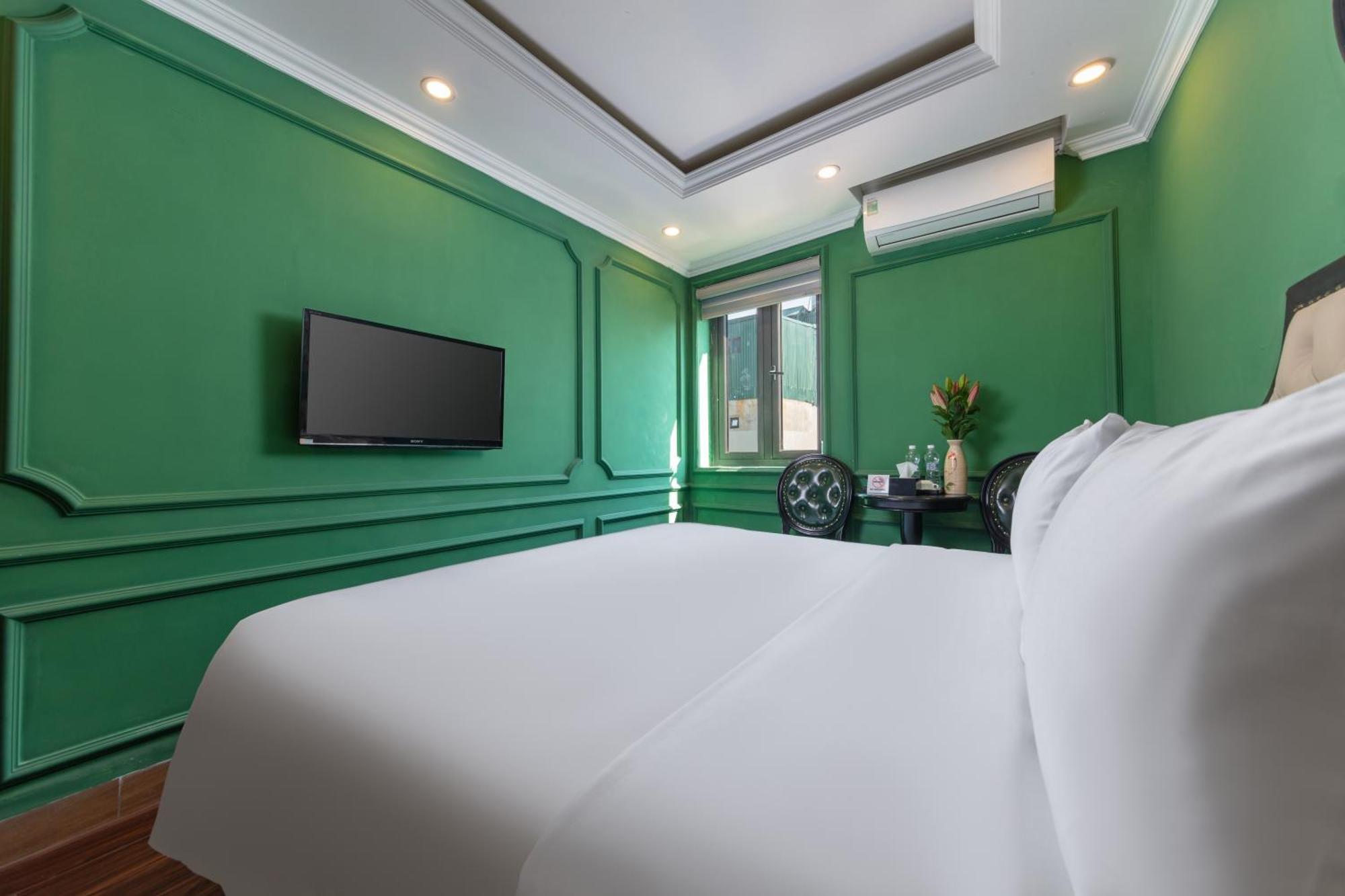 Madelise Adora Hotel & Travel ハノイ市 エクステリア 写真