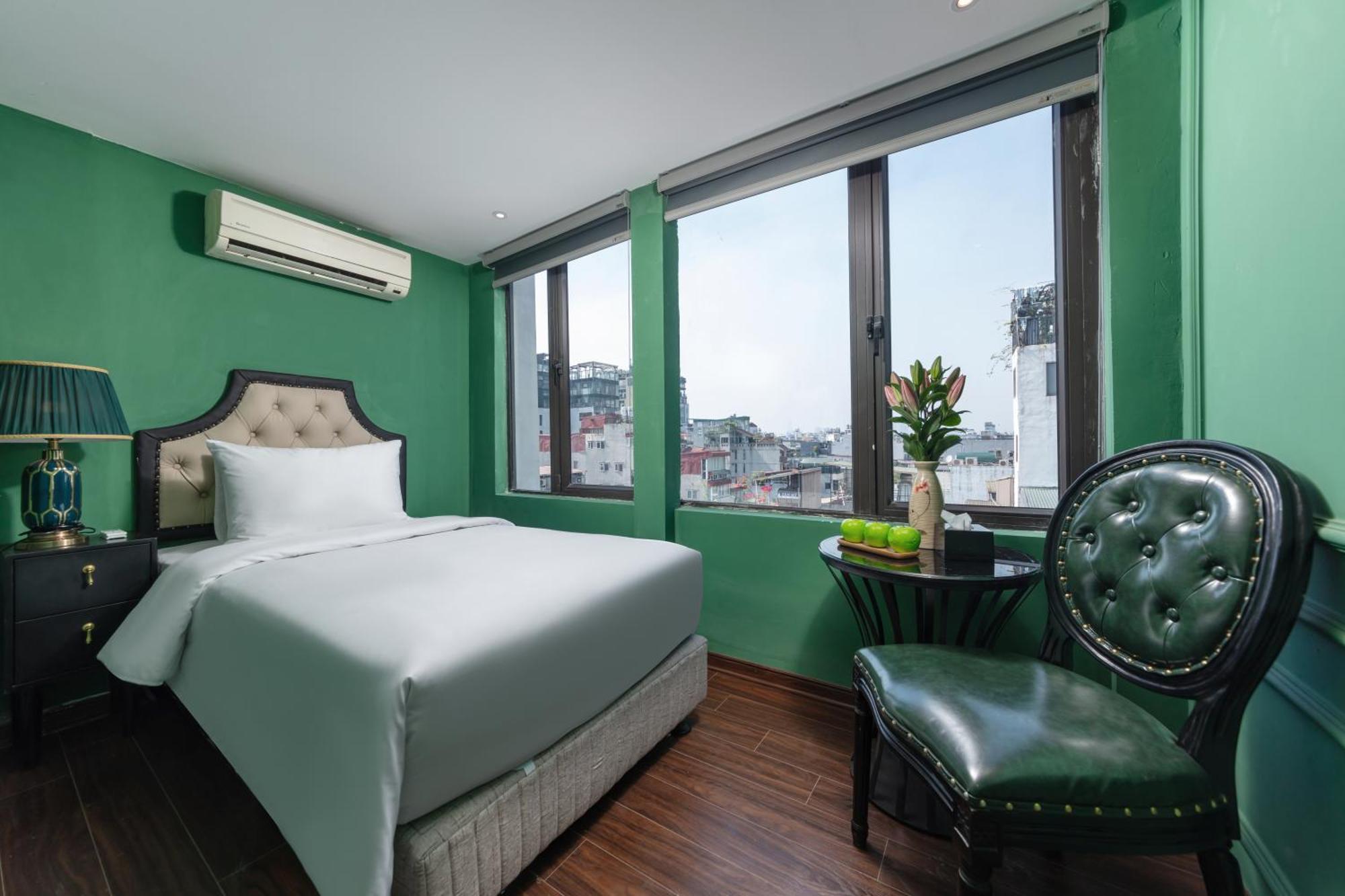 Madelise Adora Hotel & Travel ハノイ市 エクステリア 写真